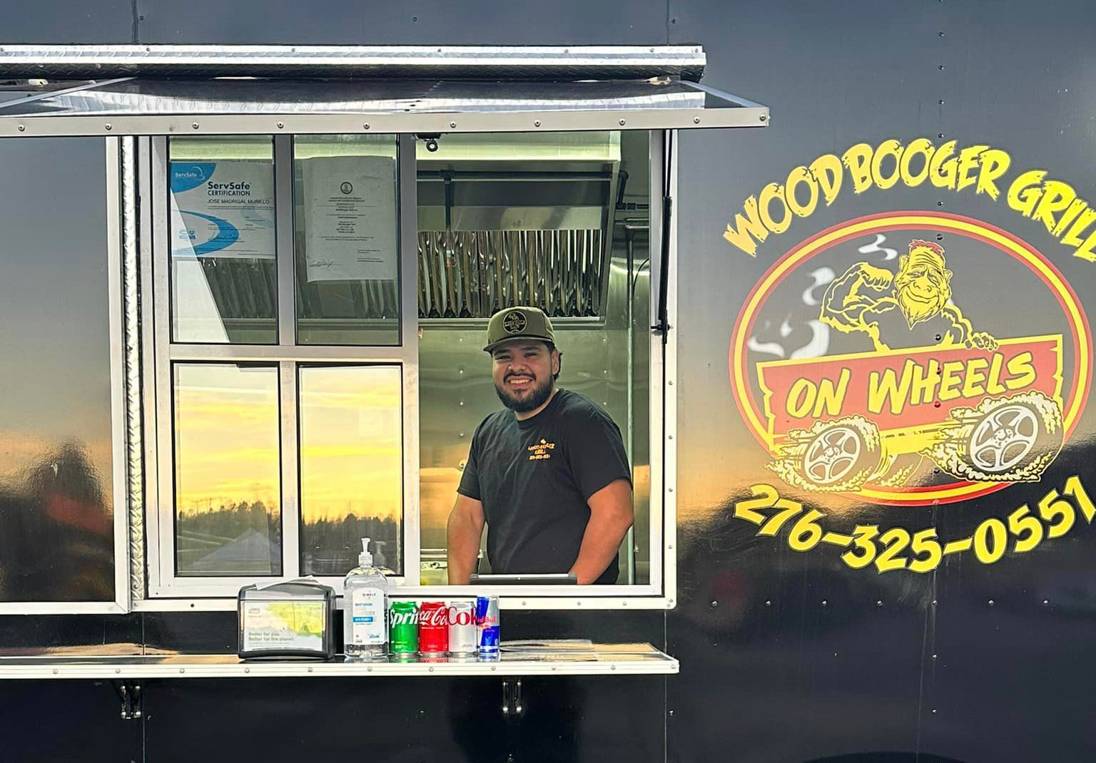 Woodbooger mobile food truck serving the Norton Virginia area